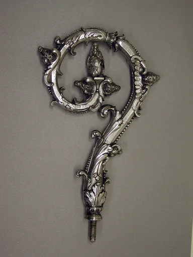 Crozier head