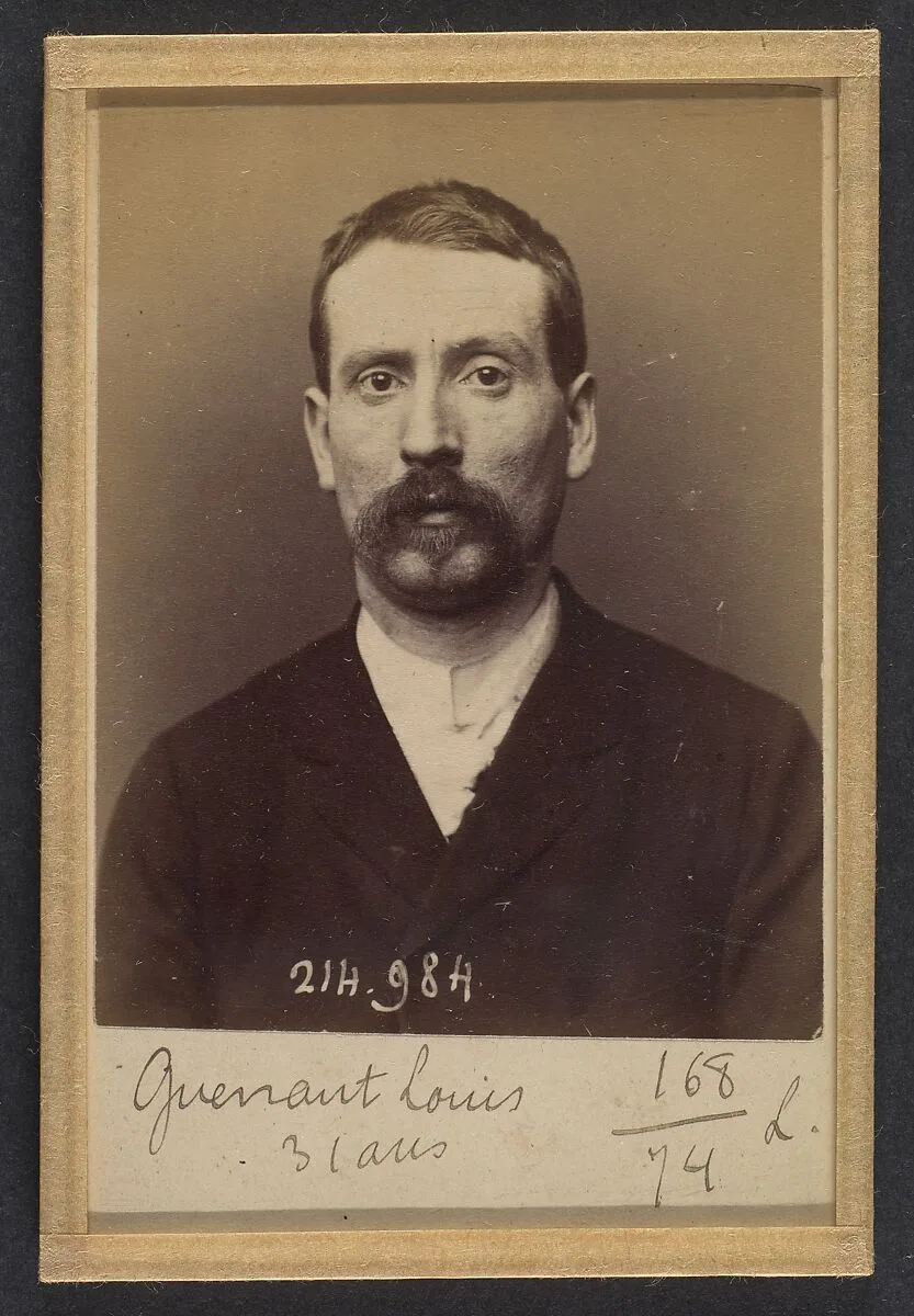 Guénant. Louis, Désiré. 31 ans, né à Paris XVIIIe. Comptable. Anarchiste. 2/3/94. — Alphonse Bertillon