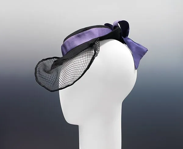 Hat — Elsa Schiaparelli