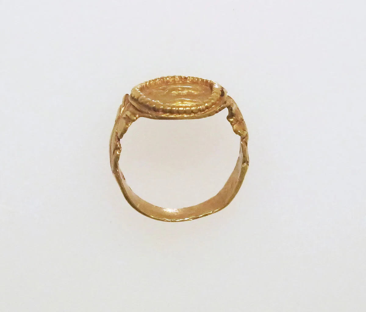 Earring — Unknown