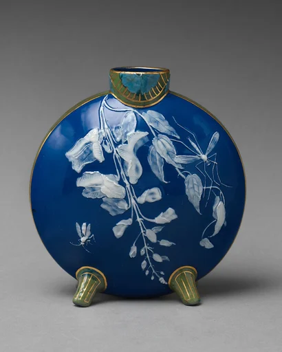 Moon flask with mosquito motif