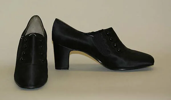 Pumps — Herbert Levine Inc.