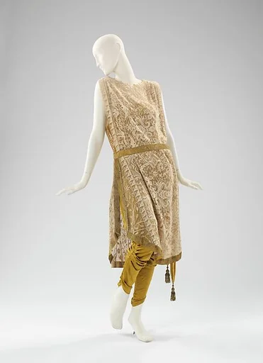 Evening ensemble