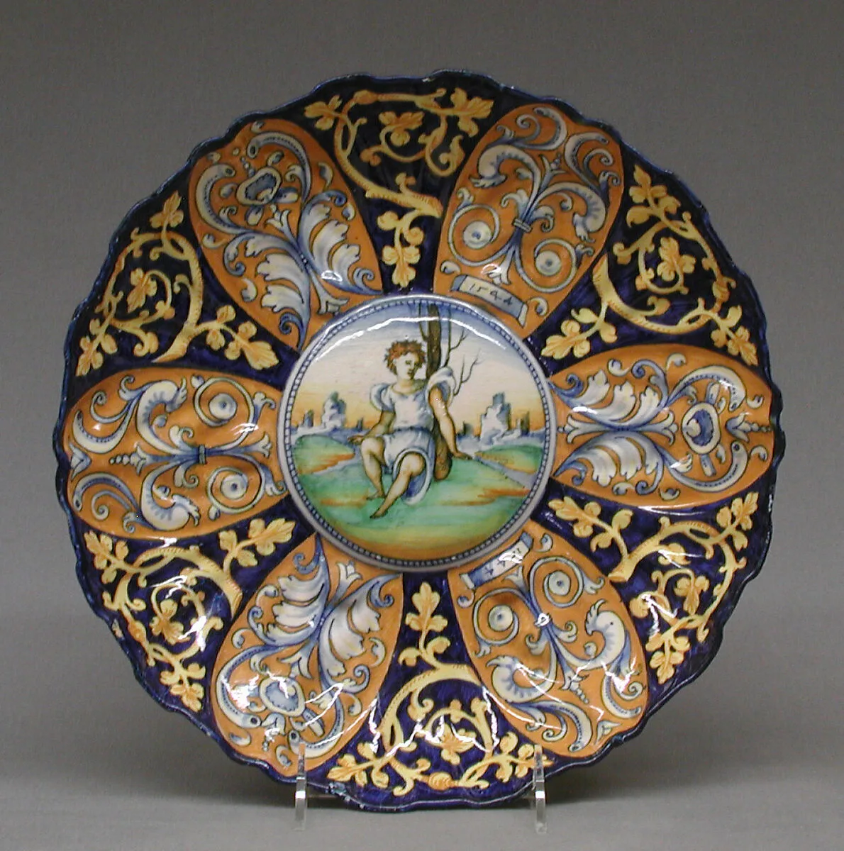 Dish (Tazza) — Unknown