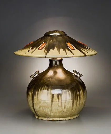 Table lamp