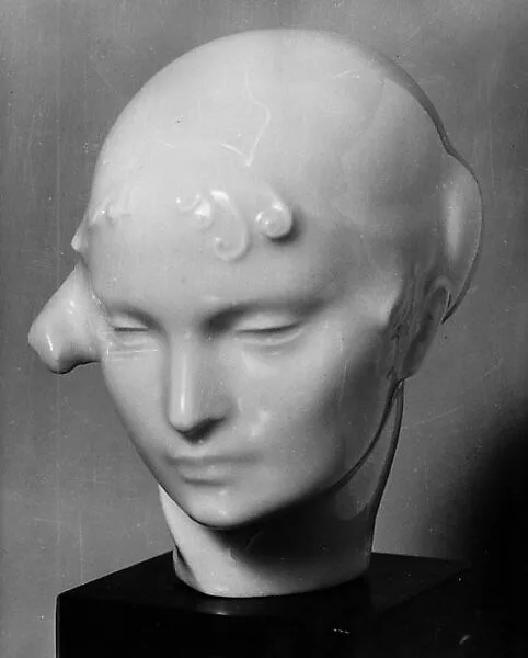Head of a girl — Carl Paul Jennewein