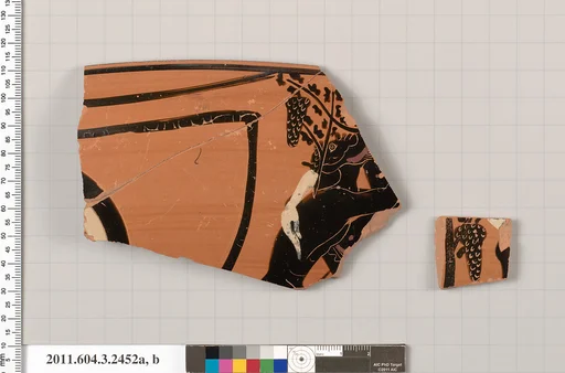 Terracotta fragments of a kylix: eye-cup (drinking cup)
