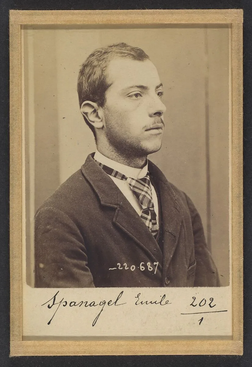 Spanagel. Emile, Ignace. 20 ans, né le 28/2/74 à Paris XVlle. Serrurier. Anarchiste. 7/7/94. — Alphonse Bertillon