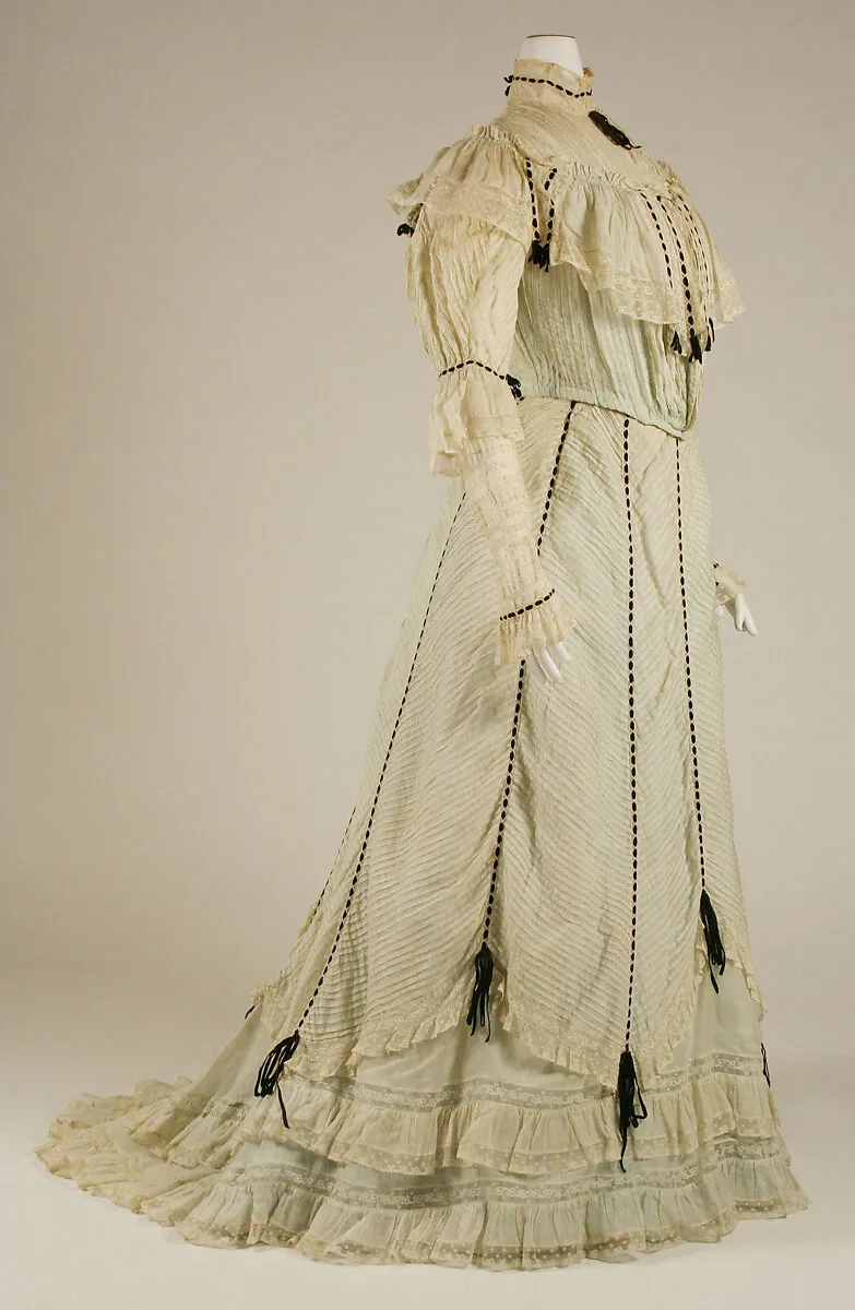 Dress — Unknown