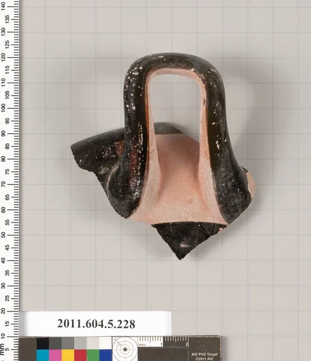 Terracotta rim fragment of a kylix (drinking cup)