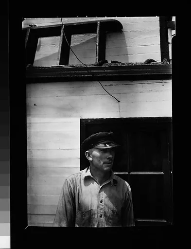 [Seaman on Ship: "RUTH SHAW"]