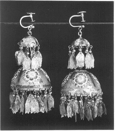 Pair of Earrings — Unknown