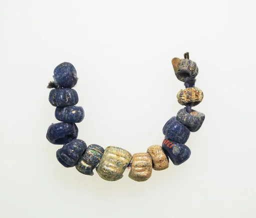 Beads, 14