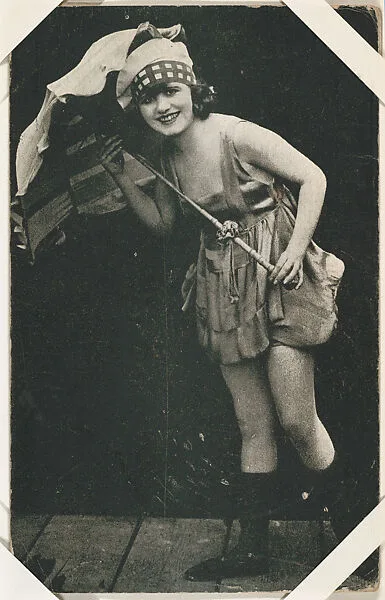 Actress in costume with parasol (W423) — Unknown