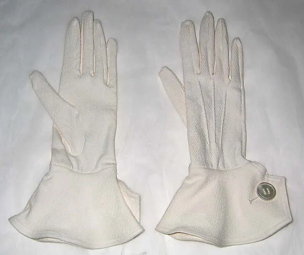 Gloves — Isaac Mizrahi