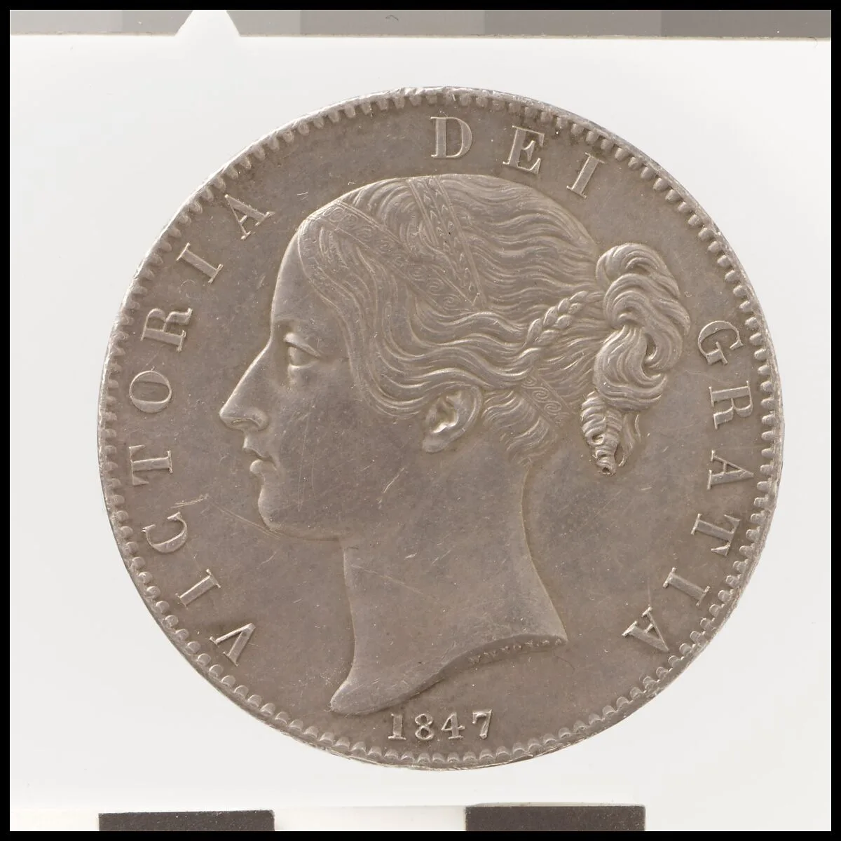 Victoria crown — William Wyon
