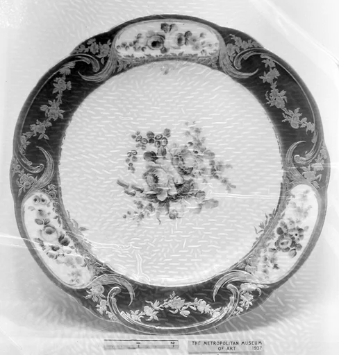 Plate (Assiette à palmes) (1 of 102) (part of a service)