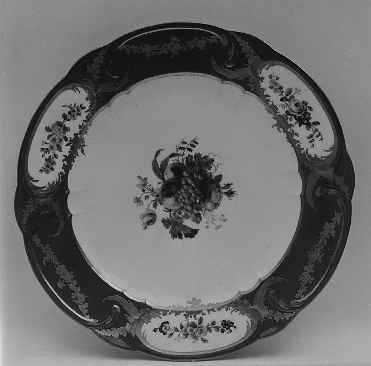 Plate (assiette à palmes) (1 of 102) (part of a service) — Sèvres Manufactory|Guillaume Noël|François-Marie Barrat