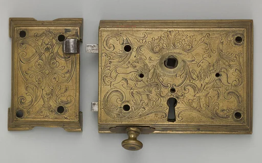 Lock and keeper