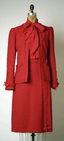 Suit — Adolfo|Saks Fifth Avenue
