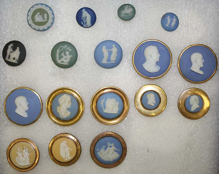 Button — Unknown
