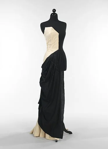 "Bustle"