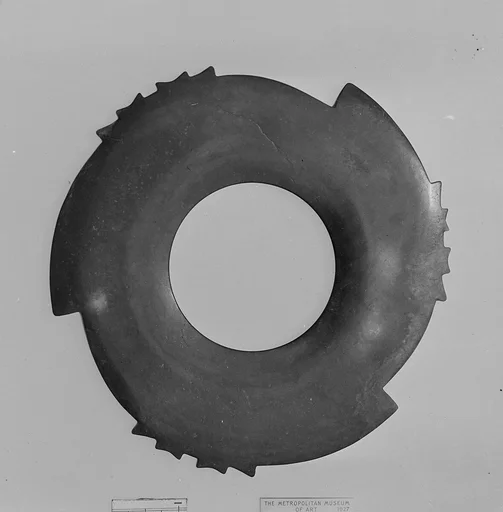 商 牙璧|Notched disc