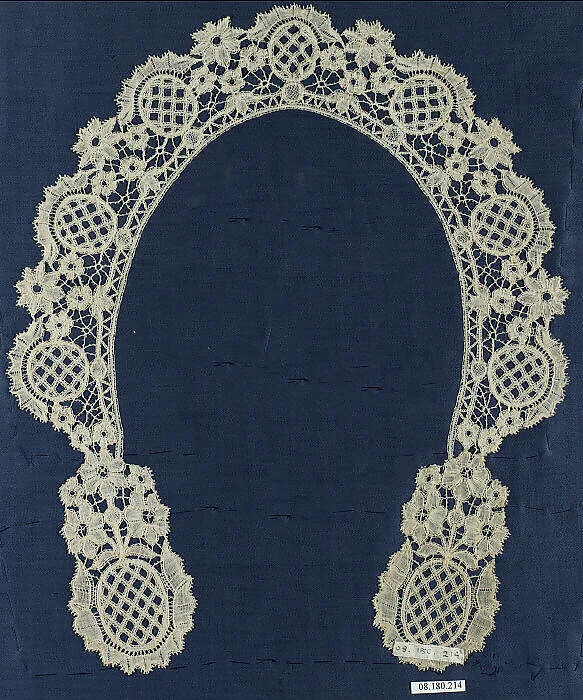 Collar lace — Unknown