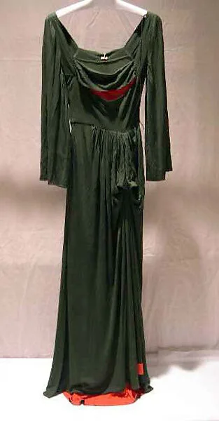 Dinner dress — Mr. Omar Kiam