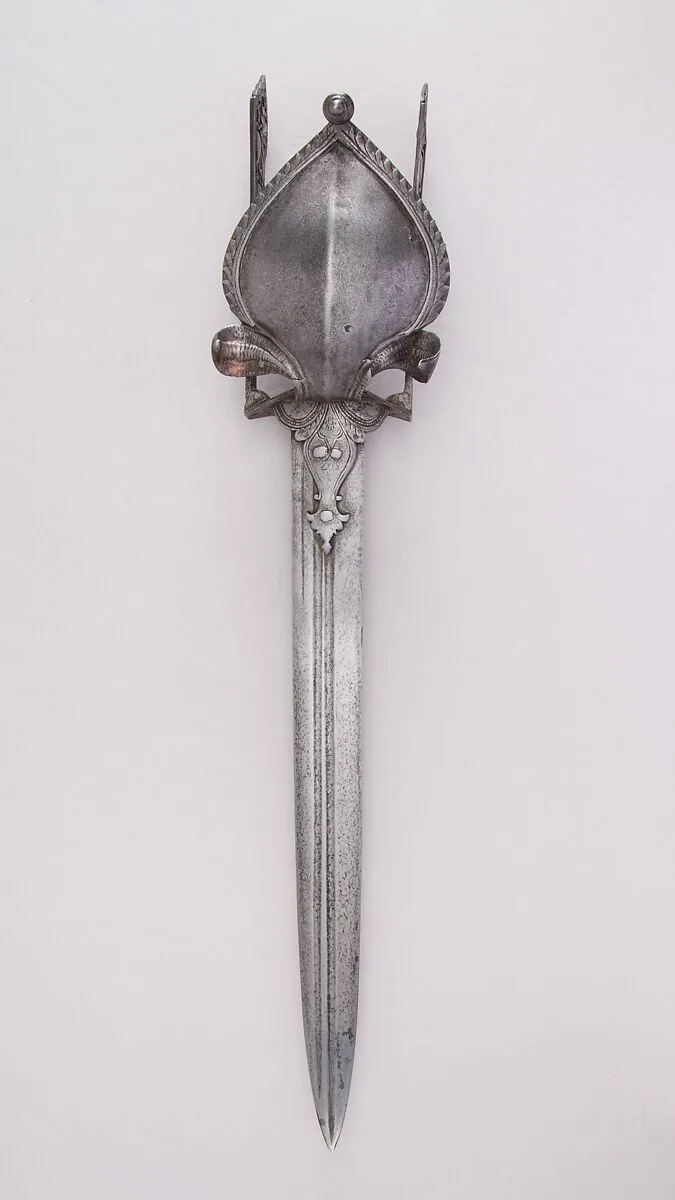 Guarded Dagger (Katar) — Unknown