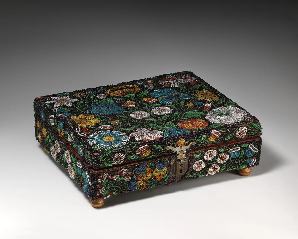 Box with beadwork — Unknown