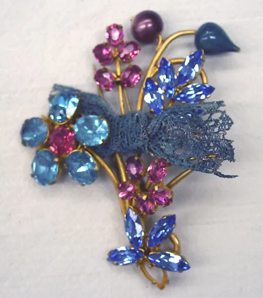 Pin — Elsa Schiaparelli