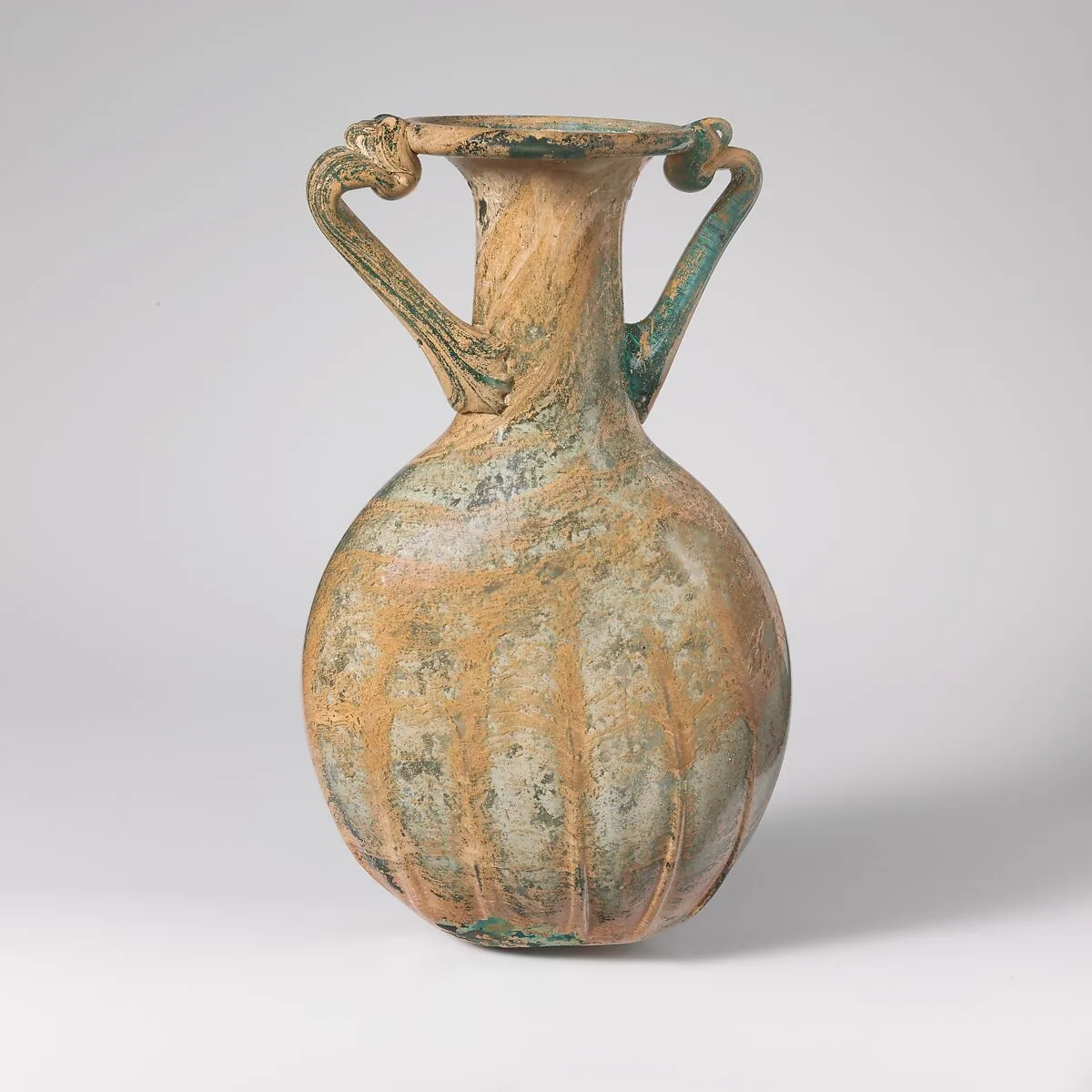 Glass lentoid bottle with two handles — Unknown