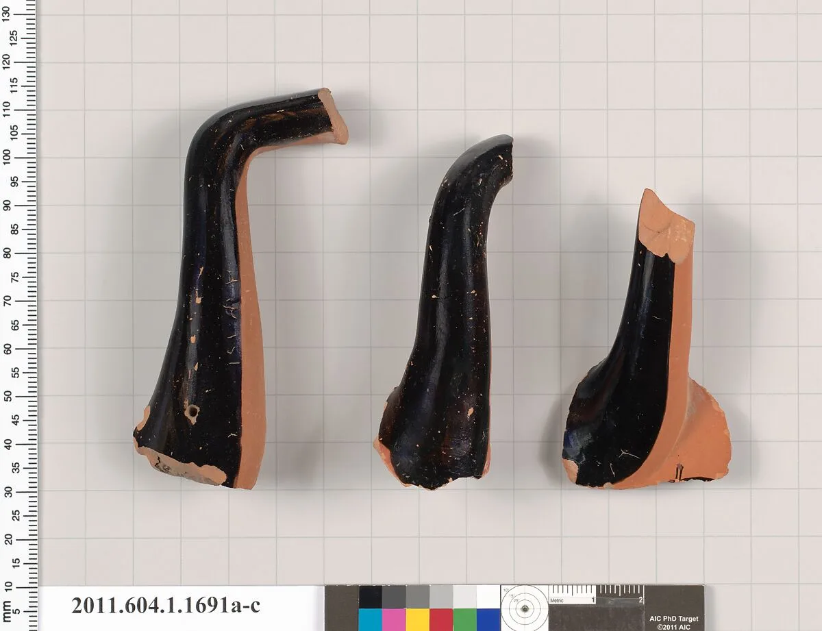 Terracotta fragments of kylikes (drinking cups) — Unknown