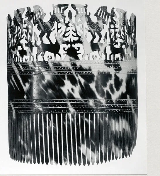 Woman's Ornamental Comb (Hai Kara Jangga) — Unknown