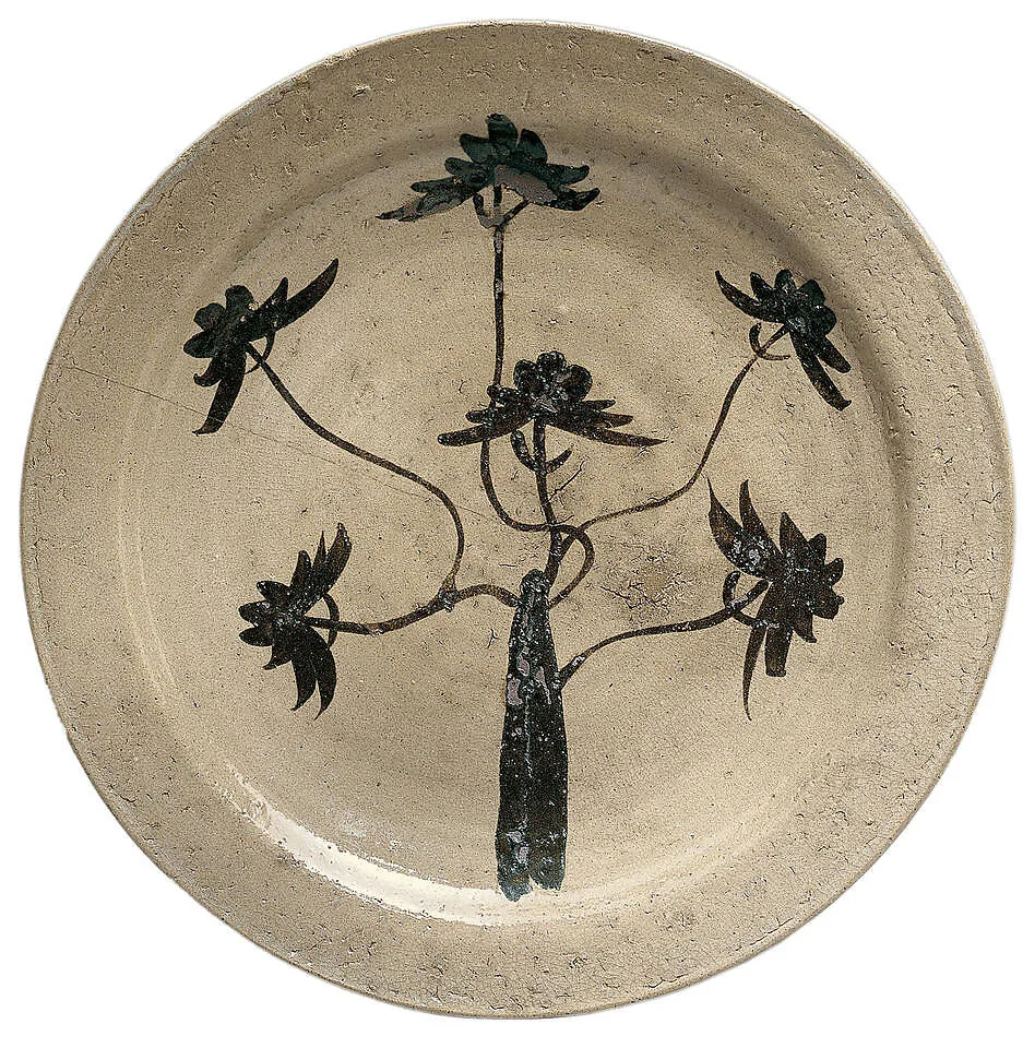 唐津松文大皿|Platter (Ōzara) with Pine Tree — Unknown