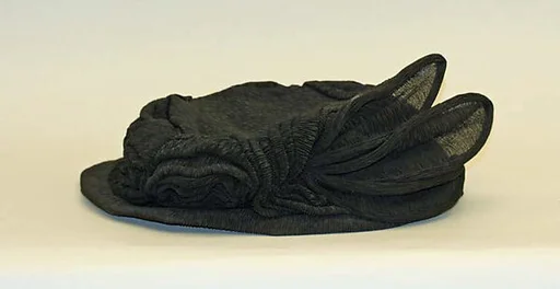 Mourning hat