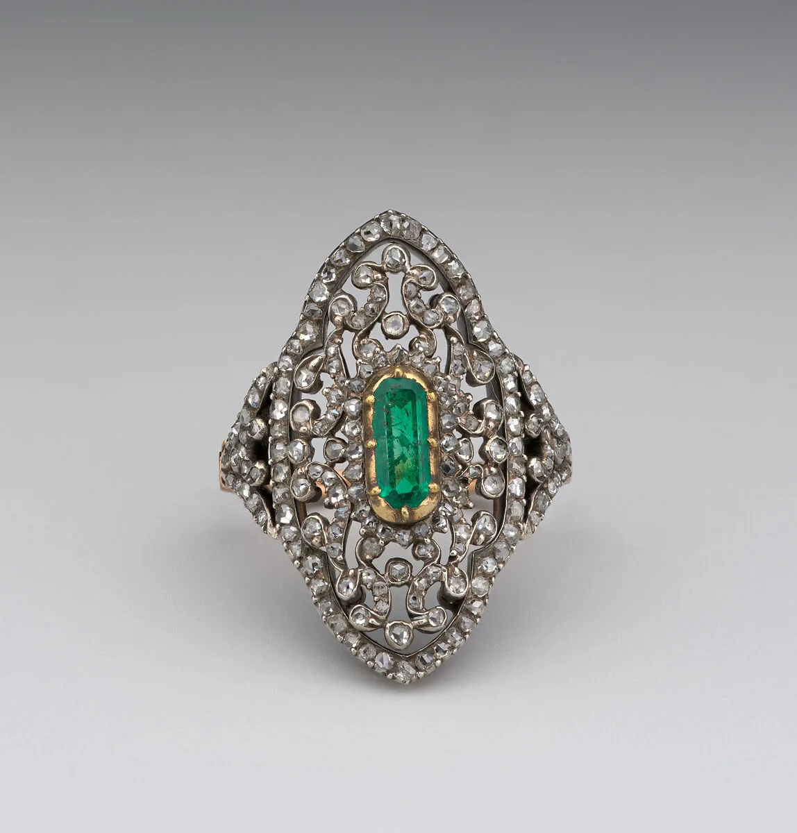 Ring — Unknown