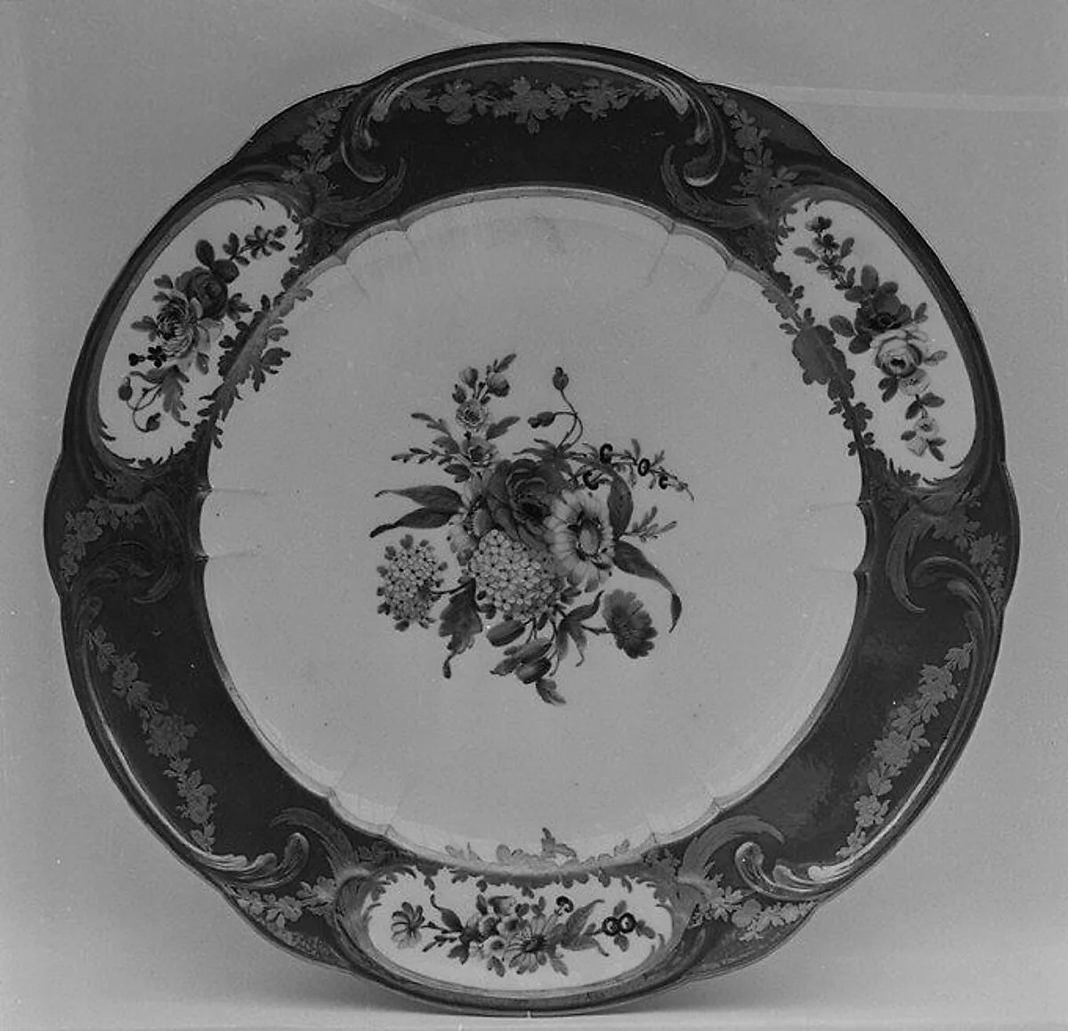 Plate (assiette à palmes) (1 of 102) (part of a service) — Sèvres Manufactory|Antoine-Toussaint Cornailles|Jean-Pierre Boulanger