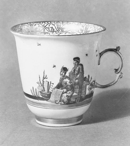 Cup (part of a set)