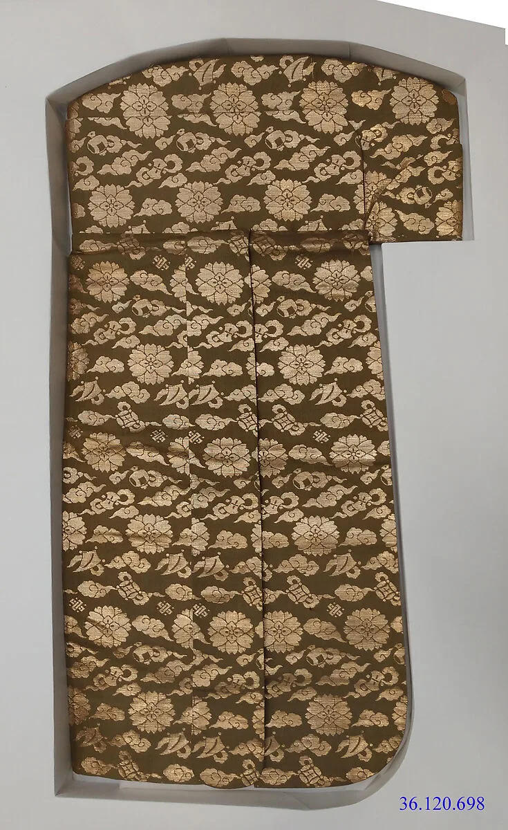 宝尽唐花雲模様頭巾|Noh Headdress with Auspicious Motifs — Unknown