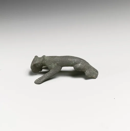 Handle in the form of a panther