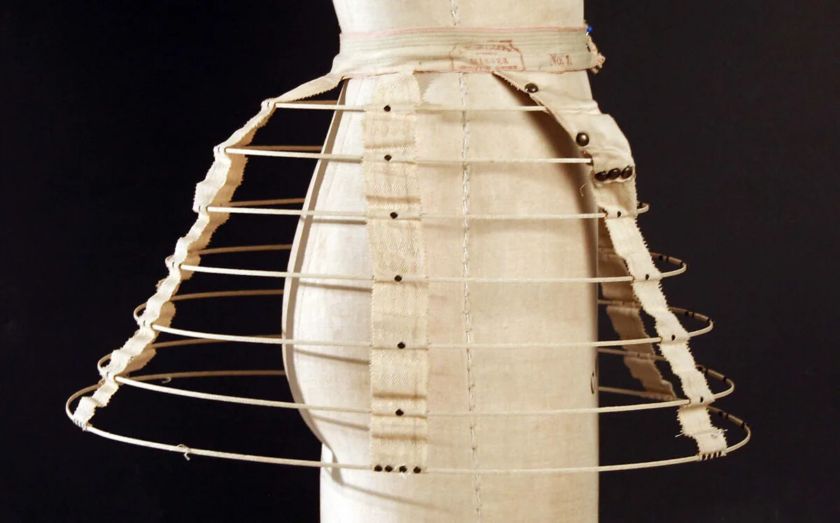 Cage crinoline — Unknown