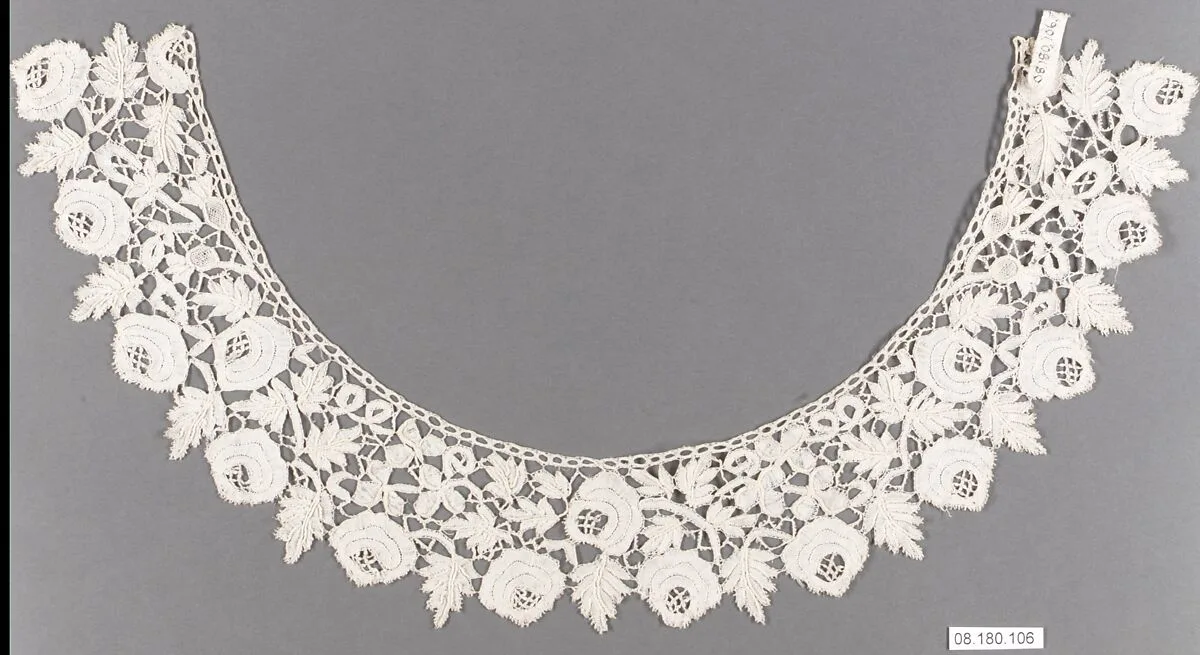 Collar — Unknown