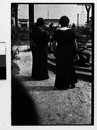 [Two 35mm Film Frames: Amusement Park]
