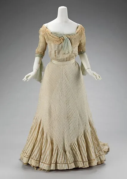 Evening dress — Raoul Lafontan