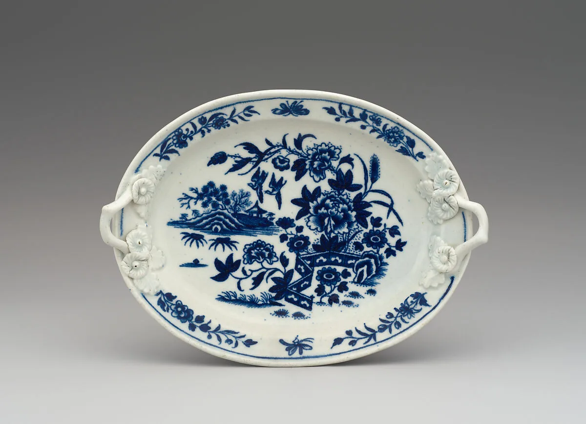 Dish stand — Worcester factory
