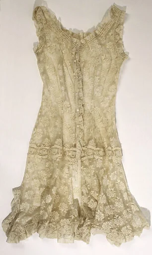 Chemise