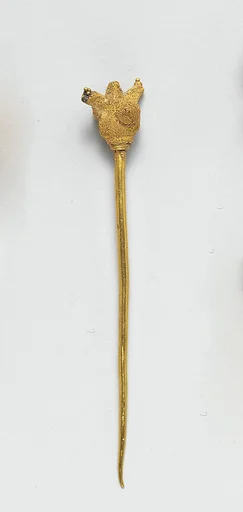 Gold pin
