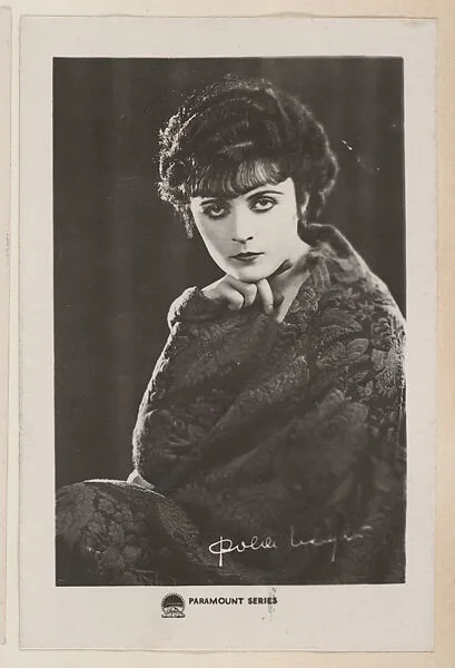 Pola Negri from Paramount Series Movie Star trading cards (W500) — Unknown